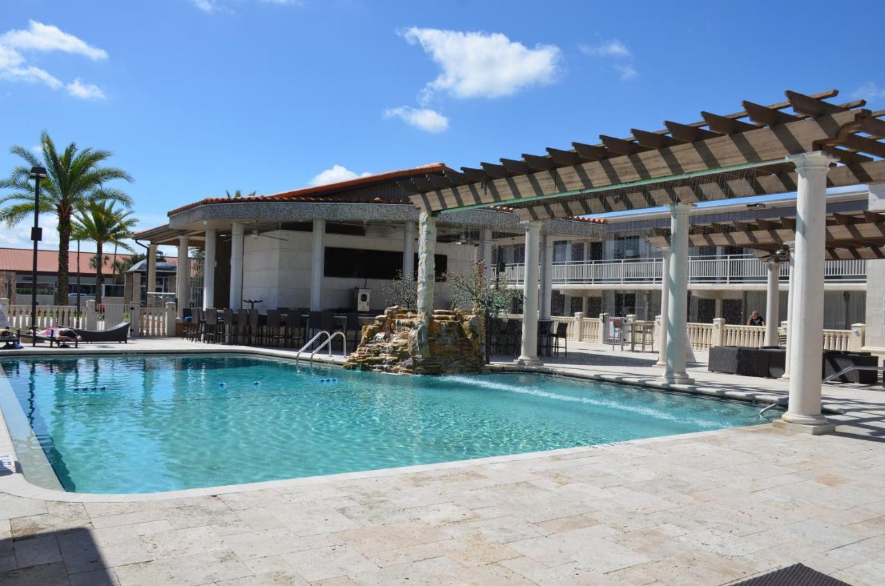 Quality Inn And Conference Center Tampa-Brandon Heartland Exteriér fotografie