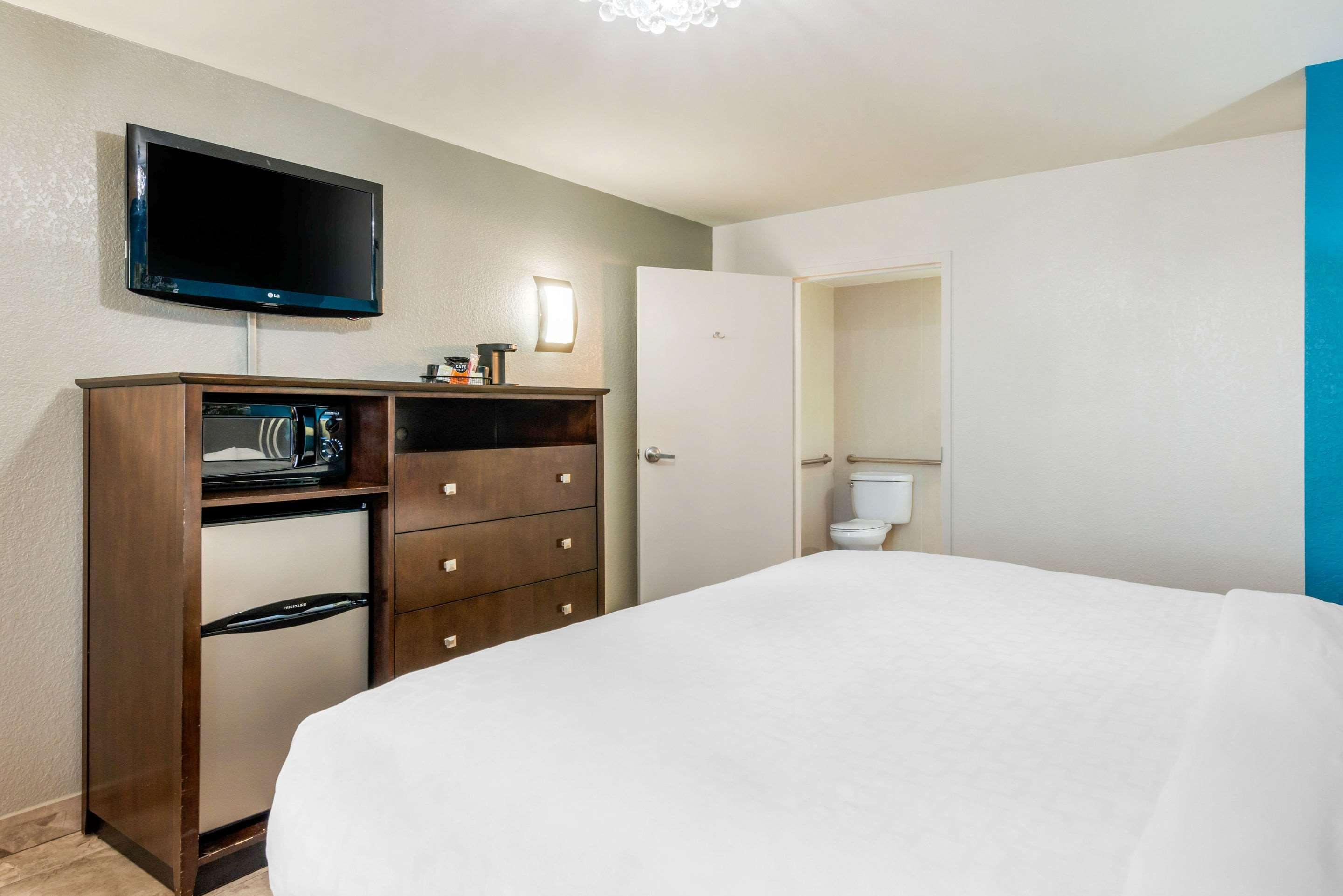 Quality Inn And Conference Center Tampa-Brandon Heartland Exteriér fotografie