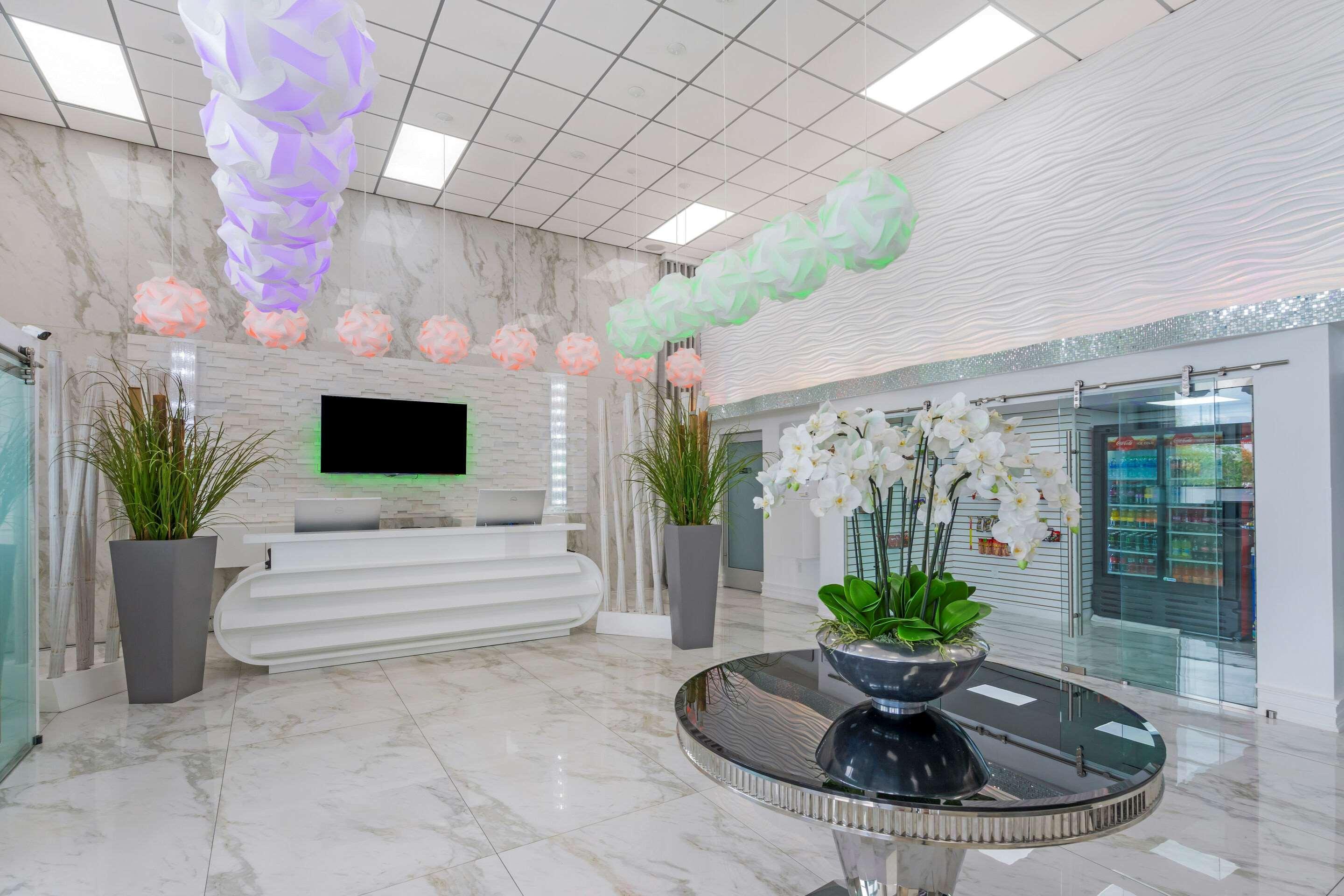 Quality Inn And Conference Center Tampa-Brandon Heartland Exteriér fotografie