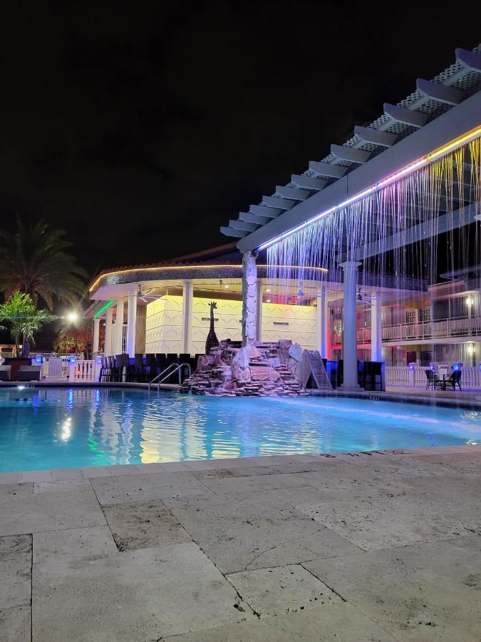 Quality Inn And Conference Center Tampa-Brandon Heartland Exteriér fotografie
