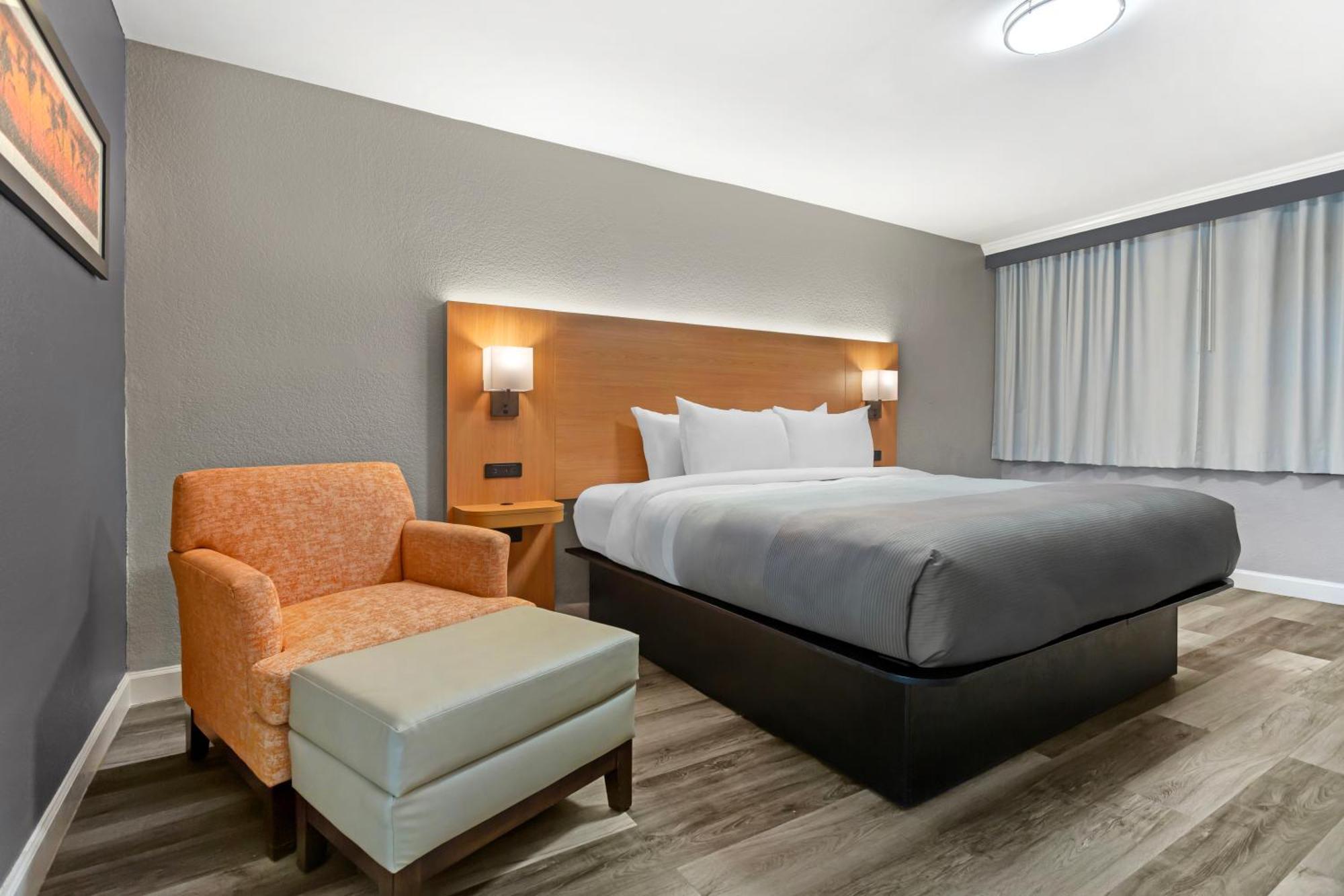 Quality Inn And Conference Center Tampa-Brandon Heartland Exteriér fotografie
